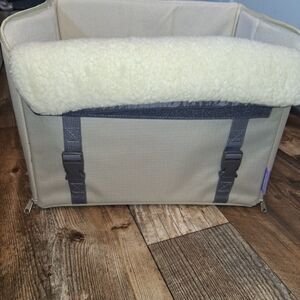 Lesure Foldable Dog & Cat Car Booster Seat, Beige/Cream